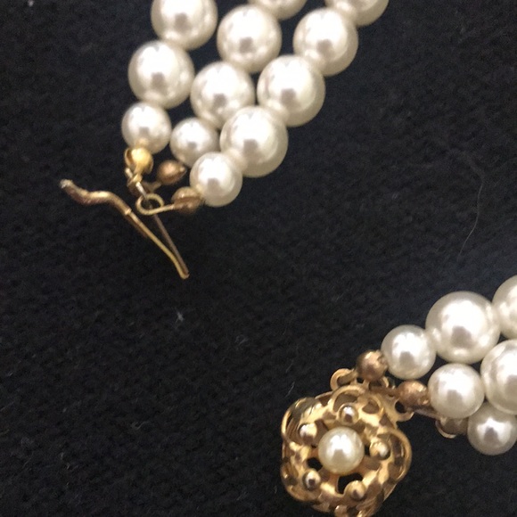 Pink and pearl choker - Picture 4 of 5